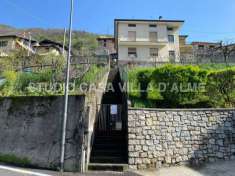 Foto Appartamento in vendita a Ubiale Clanezzo