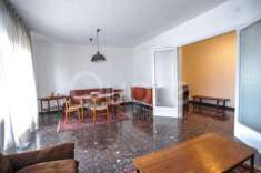 Foto Appartamento in vendita a Udine - 6 locali 170mq