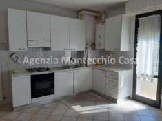 Foto Appartamento in vendita a Urbino - 5 locali 139mq
