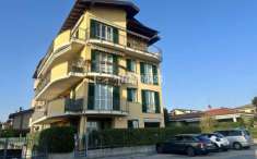 Foto Appartamento in vendita a Usmate Velate