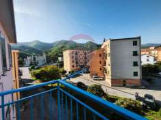 Foto Appartamento in vendita a Vado Ligure