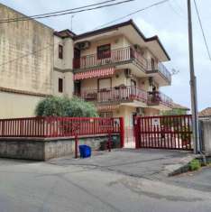 Foto Appartamento in vendita a Valverde - 3 locali 110mq