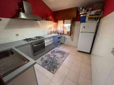 Foto Appartamento in vendita a Vanzaghello - 3 locali 92mq