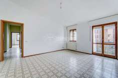 Foto Appartamento in vendita a Varallo Pombia