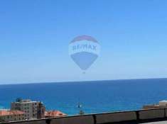 Foto Appartamento in vendita a Varazze - 4 locali 78mq