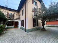 Foto Appartamento in vendita a Varese - 3 locali 120mq
