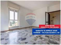 Foto Appartamento in vendita a Varese - 3 locali 98mq
