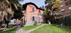 Foto Appartamento in vendita a Varese - 4 locali 125mq