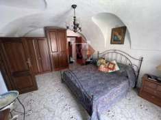 Foto Appartamento in vendita a Ventimiglia - 5 locali 139mq
