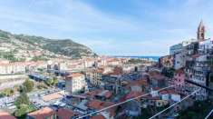 Foto Appartamento in vendita a Ventimiglia