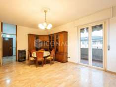 Foto Appartamento in vendita a Verano Brianza