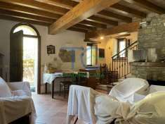 Foto Appartamento in vendita a Vernasca