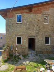 Foto Appartamento in vendita a Vernasca