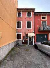 Foto Appartamento in Vendita a Verona