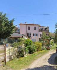 Foto Appartamento in Vendita a Verona Parona