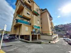 Foto Appartamento in vendita a Vezzano Ligure