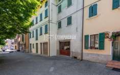Foto Appartamento in vendita a Vezzano Sul Crostolo