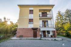 Foto Appartamento in vendita a Vezzano Sul Crostolo