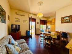 Foto Appartamento in vendita a Viareggio 65 mq  Rif: 1338788