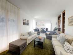 Foto Appartamento in vendita a Viareggio