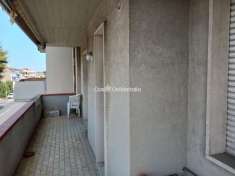 Foto Appartamento in vendita a Viareggio