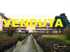 Foto Appartamento in Vendita a Vignate Via Pertini