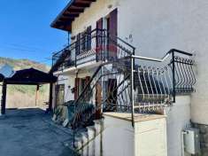 Foto Appartamento in vendita a Villa Minozzo