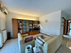 Foto Appartamento in Vendita a Villafranca di Verona Villafranca di Verona - Centro