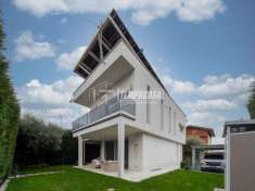 Foto Appartamento in vendita a Villasanta