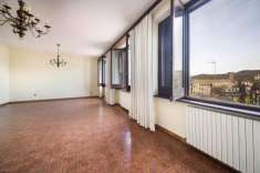 Foto Appartamento in vendita a Viterbo - 5 locali 140mq