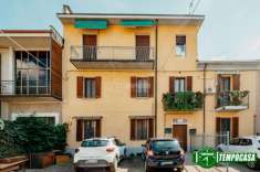 Foto Appartamento in vendita a Voghera