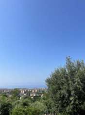 Foto Appartamento in vendita in Viale degli Aranci - Sala Abbagnano