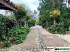 Foto Appartamento in Villa con Giardino e ampio Portico  a Fondo Anfossi Mondello