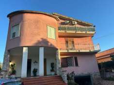 Foto Appartamento in villa in vendita a Palermo
