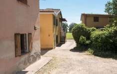 Foto Appartamento in zona residenziale a Modena (MO)