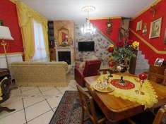 Foto APPARTAMENTO INDIPENDENTE in Vendita, pi di 6 Locali, 145 mq, S