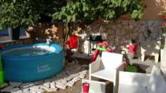 Foto Appartamento luminoso con giardino