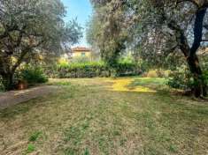 Foto Appartamento luminoso con giardino privato!