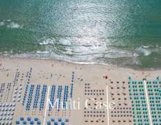 Foto Appartamento Nuovo con Ampio Giardino e Taverna  Viareggio (Classe Energetica A4)
