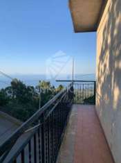Foto Appartamento Panoramico a Pollina  Vicino ai Servizi e a Pochi Km dal Mare