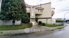 Foto Appartamento su due livelli in parco 116 mq