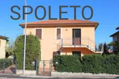 Foto Appartamento trilocale vendita via giorgio ambrosoli Spoleto(PG)
