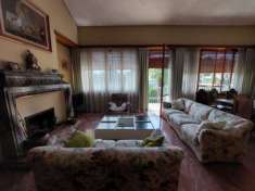 Foto Arezzo vendesi appartamento 8 vani 180 Mq