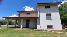 Foto Arezzo vendesi villa al grezzo - 7 vani 360 Mq