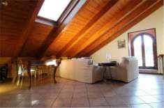 Foto Attico / Mansarda di 70 m con 2 locali in vendita a Oggiono