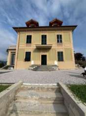 Foto ATTICO di 8 vani e di 250 mq (SERRA RICCO' - San Cipriano) rif. san cipriano porzione di villa