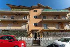 Foto Attico in vendita a Camporotondo Etneo