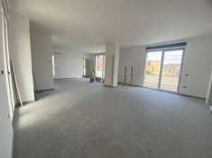 Foto Attico in vendita a Caserta - 4 locali 241mq