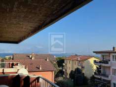 Foto Attico in vendita a Desenzano Del Garda