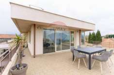 Foto Attico in vendita a Gravina Di Catania